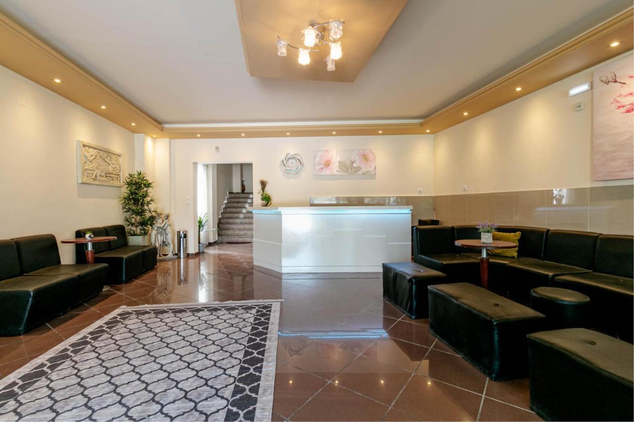 Porto Marina Aparthotel Gouvia Exterior photo